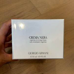 Giorgio Armani Crema Nera Supreme Reviving Cream